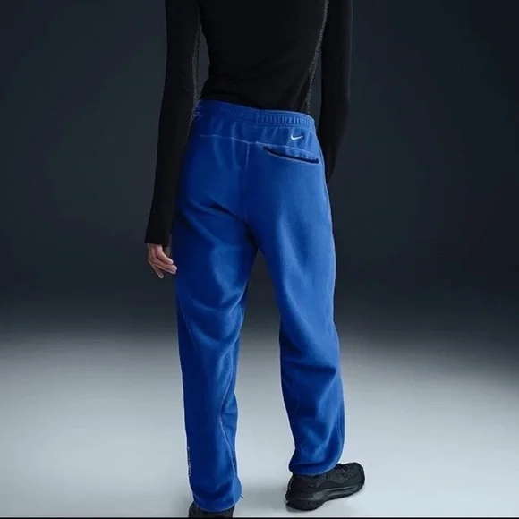 Nike
ACG Wolf Tree
Fleece
Sweatpants - Picture 5 of 16